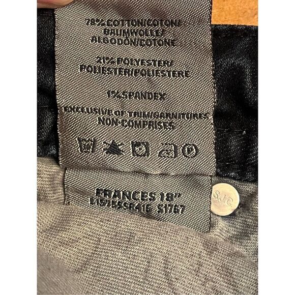Silver Jeans Frances 18" womens size 28 x 33 distressed bootcut dark wash (3327) - Picture 9 of 9